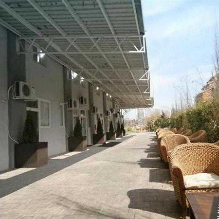 Pansion Bianko Otel Üsküp Dış mekan fotoğraf
